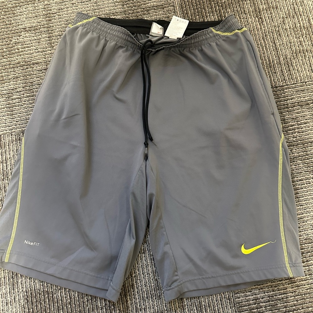 Vintage Nike Fit Sparq Short